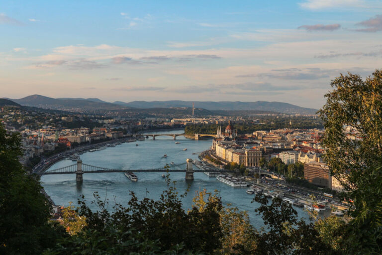 Auswandern nach Ungarn als Rentner – günstig leben in Europa?